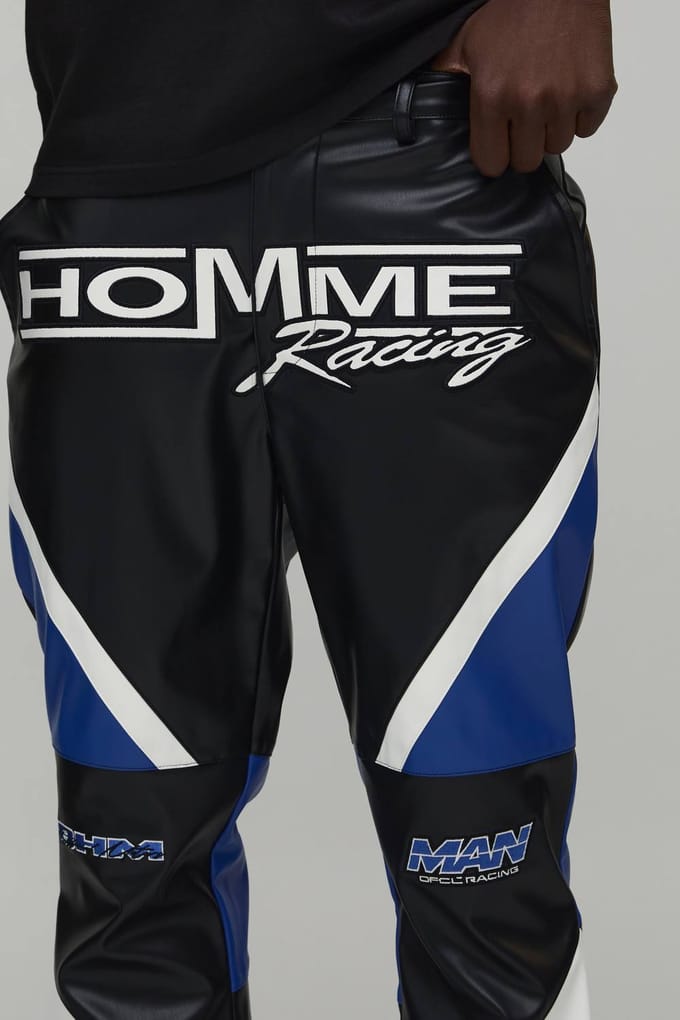 Rechte Pasvorm Uitlopende Gestapelde PU Moto Broek | Black | Size 32