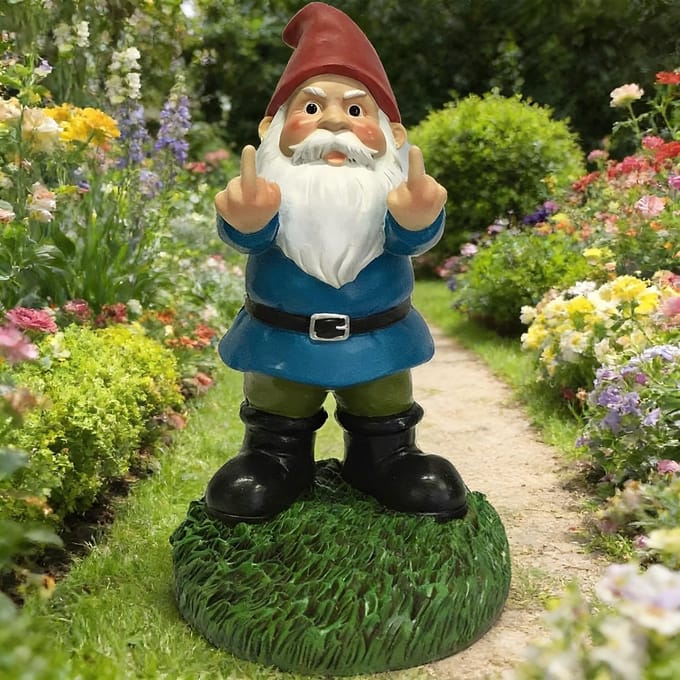 Dailygoods - Tuinkabouter van Hars - Grappig Tuinbeeld 15 cm