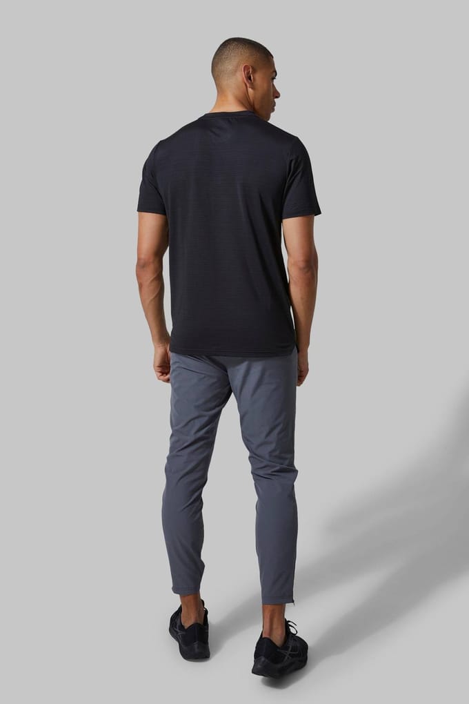 Man Active Engineered Performance Regular Fit Gym T-Shirt | Black | Size Large