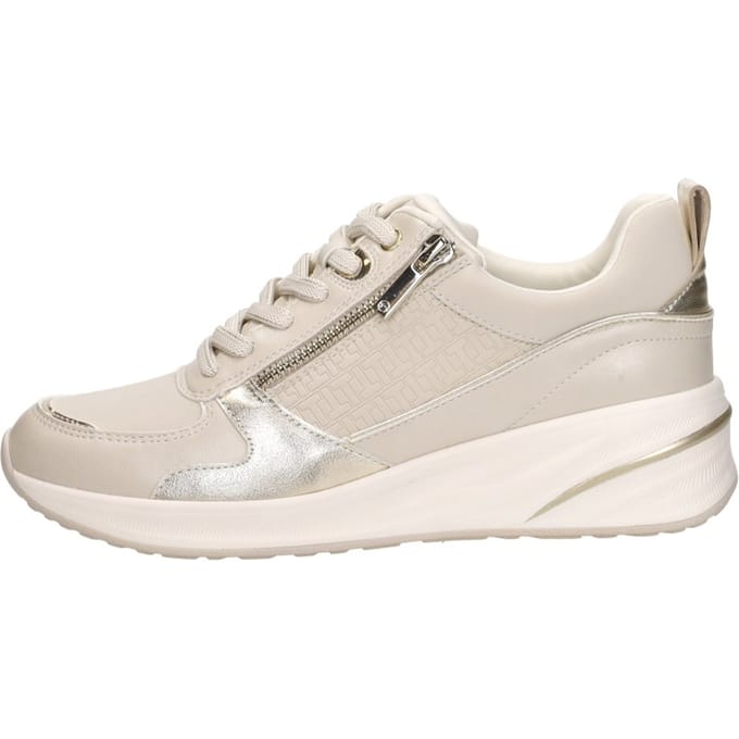 Tamaris dames witte en gouden platform sneakers met ritssluiting en vetersluiting.