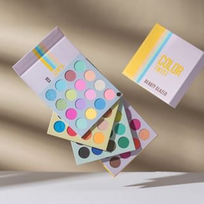 BEAUTY GLAZED - 64 Colour Twist Eyeshadow Palette 64 Colours Palette - 76.8g