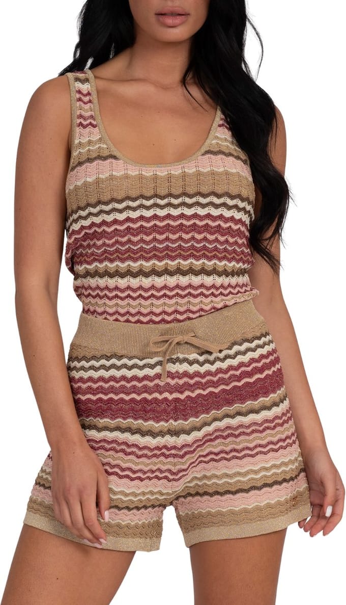 Nikkie Rio short