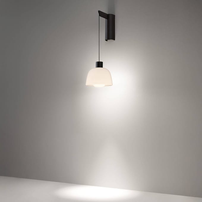 Bover LED wandlamp Drep A/01, opaalwit, glas, 2.700 K