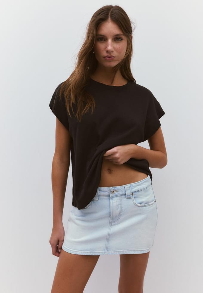 Stradivarius B06 Basic T-shirt met verlaagde schouder  Zwart S