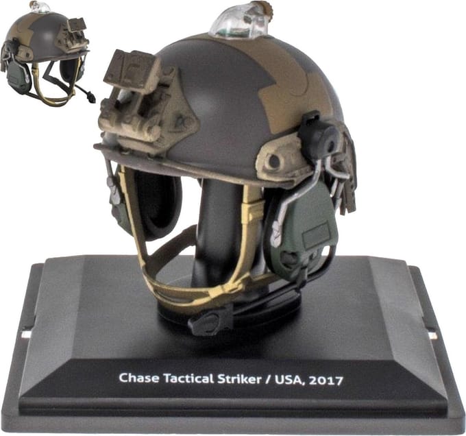 ATLAS Historical Military Helmets Chase Tactical Striker USA 2017 schaalmodel 1:5