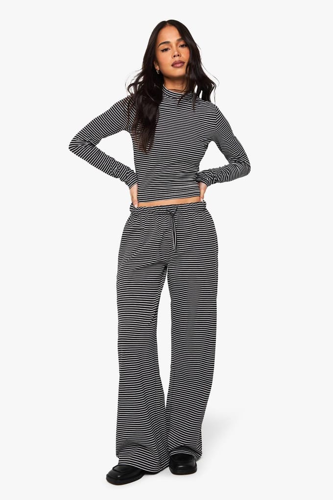 boohoo Dames Gestreepte Broek met Rechte Pijp | Zwart | Maat: 44