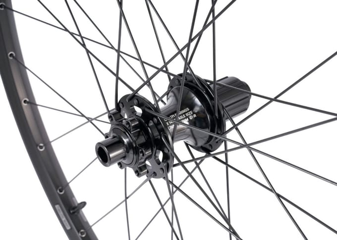 Seido - Magnon - Wielset - Zwart 25-584 32H 650B