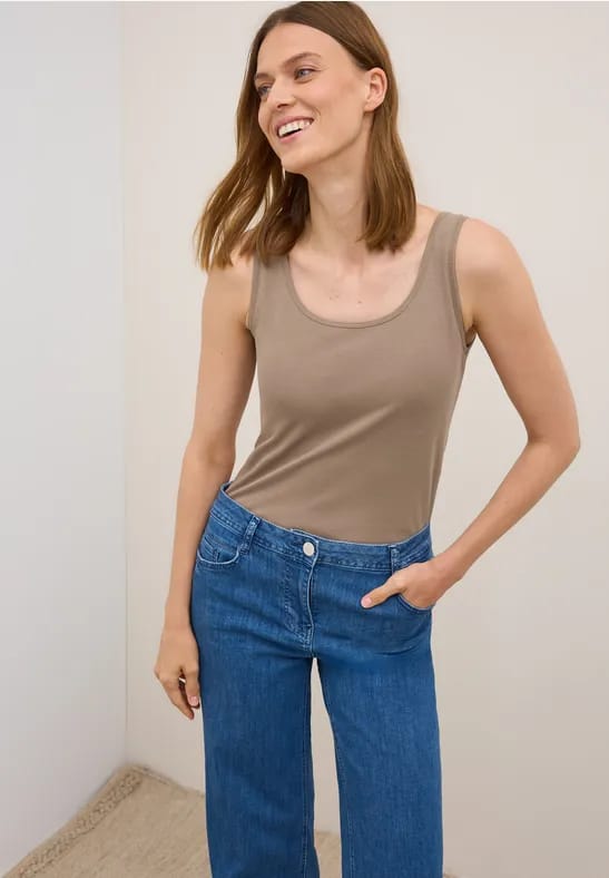 Basic top in effen kleur