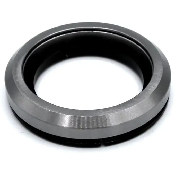 Ingebouwde onderhoekset Black Bearing