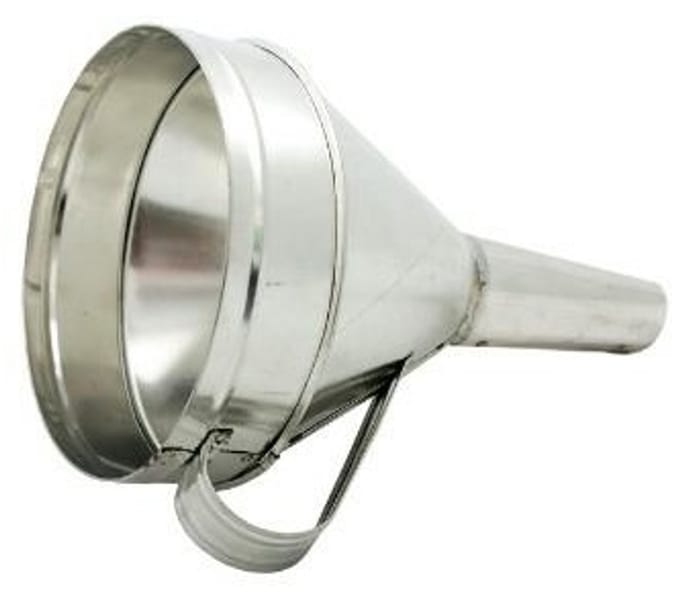 Malwa - Metalige Trechter - 16CM - Zink - Inclusief verwijderbaar filter