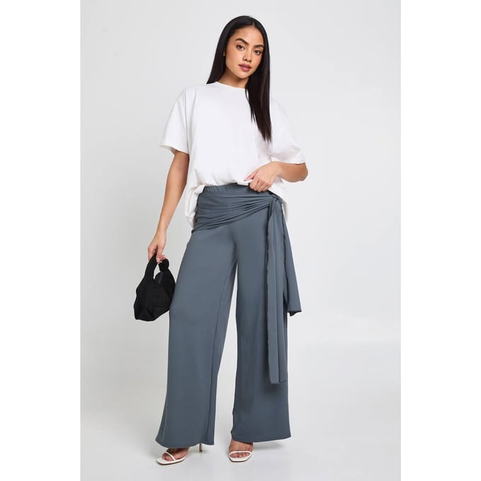 boohoo Dames Dubbele Laag Matte Slinky Strikceintuur Broek | Houtskool | Maat: 38