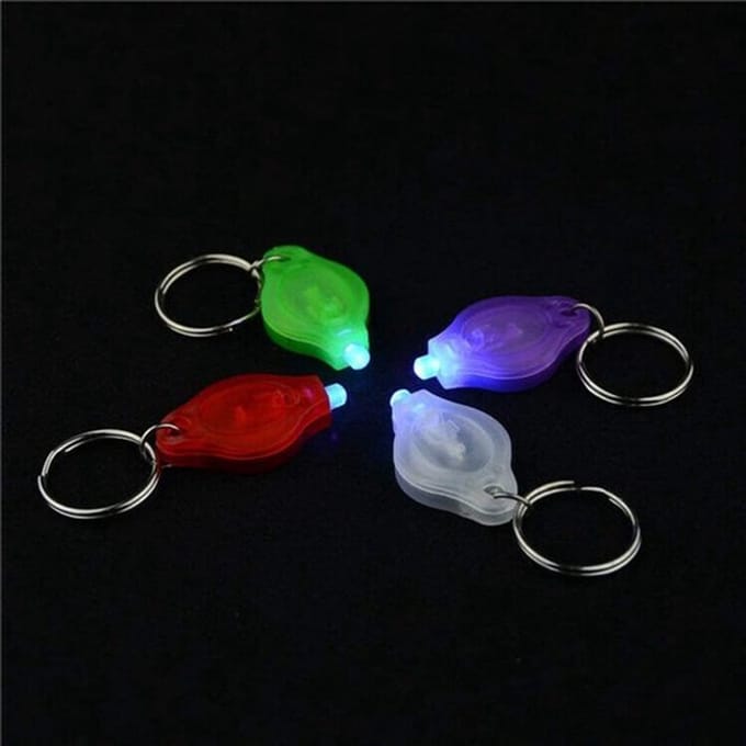 Store_7 - Mini Sleutelhanger Zaklamp - LED Licht - Compact en