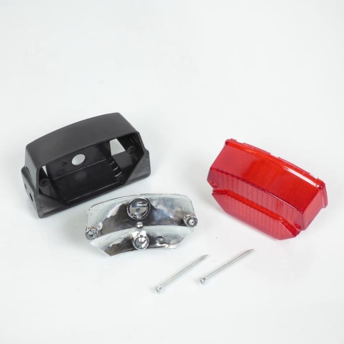 rood en zwart achterlicht voor bromfiets mbk 51 50 ev cyclo bromfiets