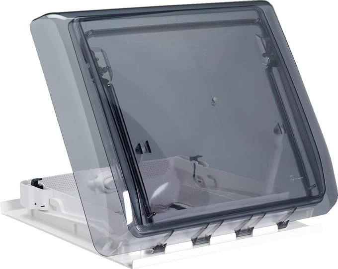 Airxcel Maxxair Skymaxx Plus LED Rooflight 97510I 400x400