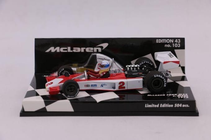 McLaren Ford M23 #2 1975 - 1:43 - Minichamps