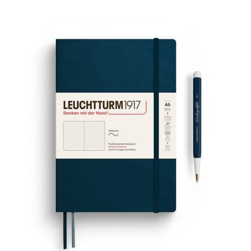 Leuchtturm1917 notitieboekje, softcover, medium a5, dotted, diepzee blauw