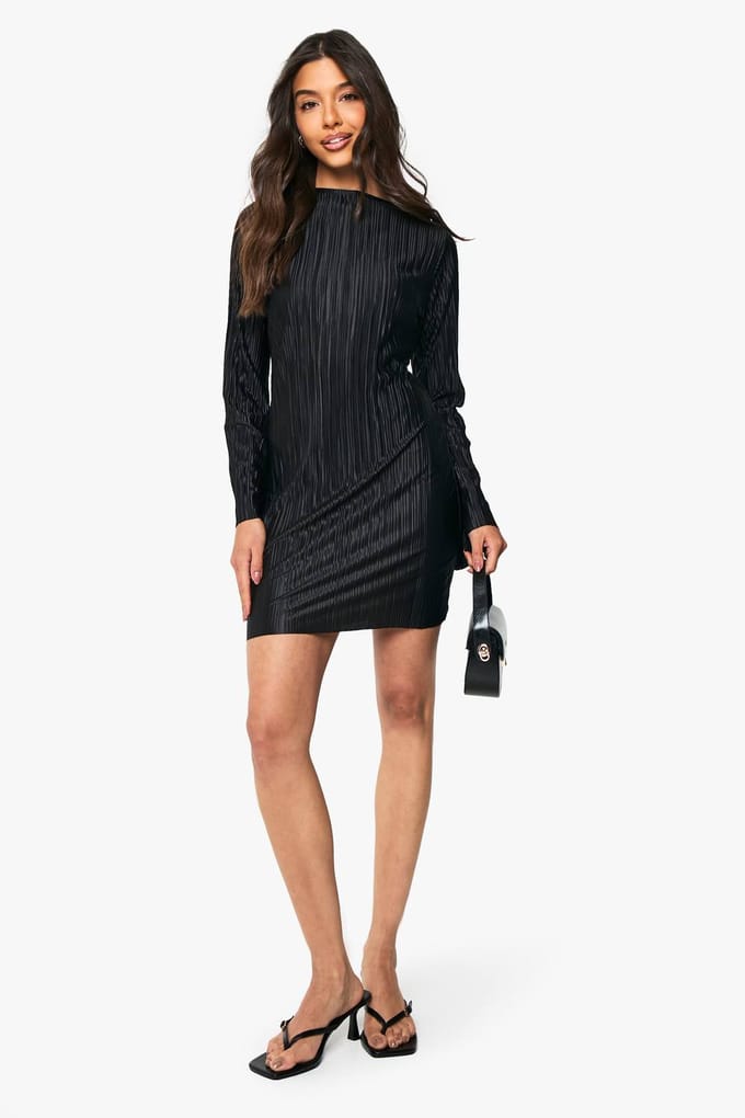 boohoo Dames Plisse Flared lange mouw mini-jurk | Zwart | Maat: 36