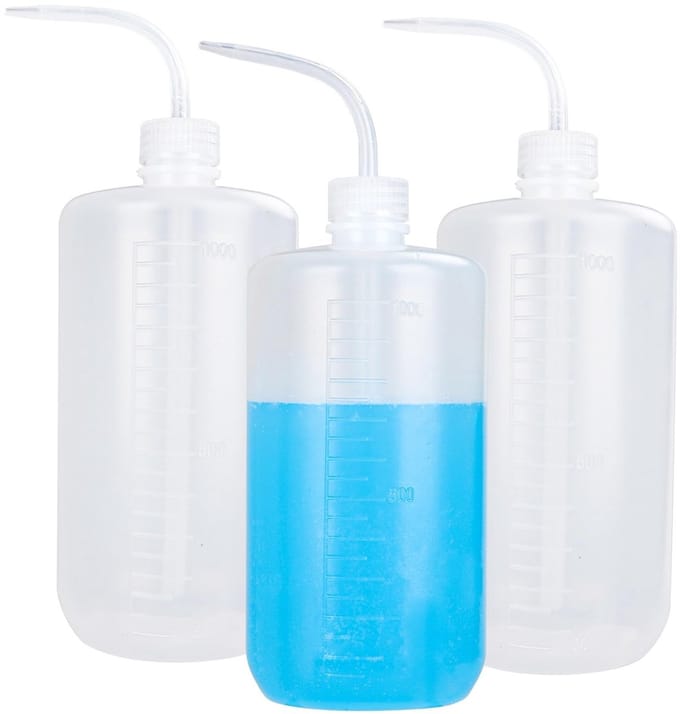 Dailygoods- Spuitfles 1000 ml - Set van 3 - Laboratoriumfles - Knijpfles - Waterdicht - Flexibel - Antilek met lange tuit - Sproeifles