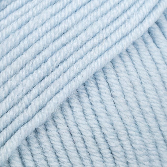 DROPS Merino Extra Fine Uni Colour - 39 ijsblauw - Wol Garen