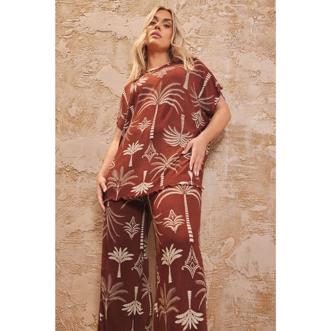 Yours Top Van Plissé Met Palmboomprint In Bruin Size 48