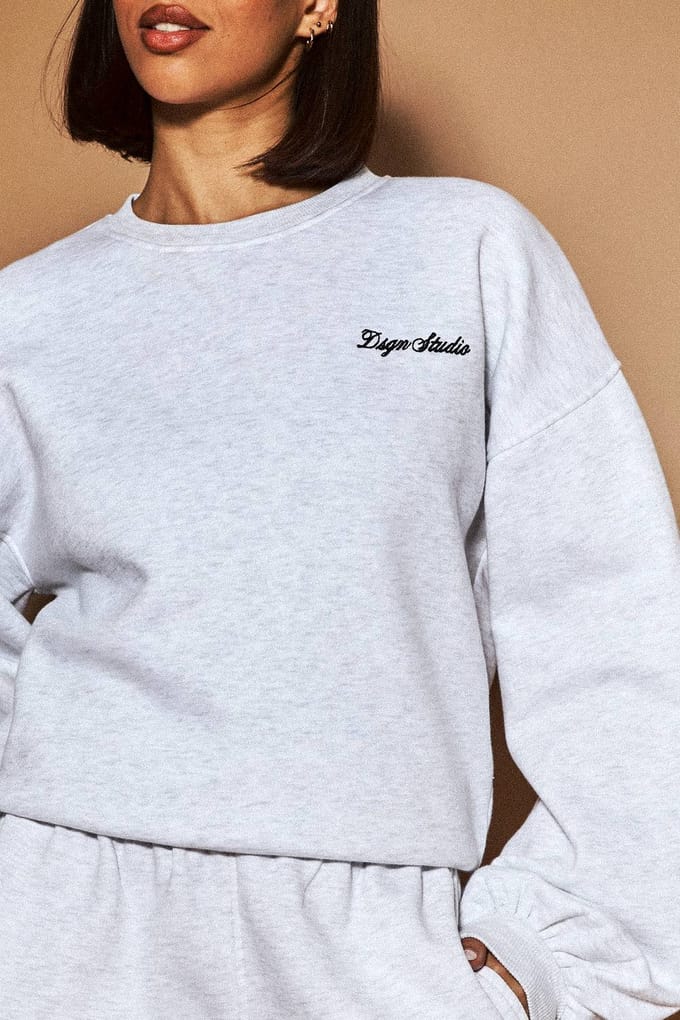 Dames Dsgn Studio Boxy Sweatshirt Met Ronde Hals | Asgrijs | Maat: XS