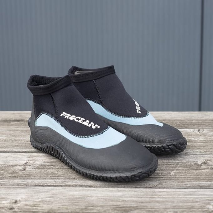 Lage waterschoenen | zwart | maat 36