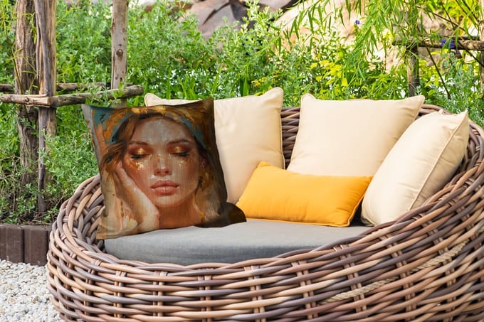 Buitenkussen - Vrouwen - Portret - Luxe - Goud - 45x45 cm - Weerbestendig