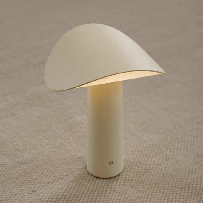 GEJST LED tafellamp Lium, lichtgeel, 2.700 K, USB