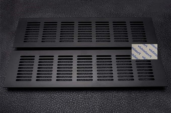 Ventilatie Rooster - Luchtuitlaat Deksel - Meubel Ventilatie - Aluminium Constructie - 80 mm - Goud