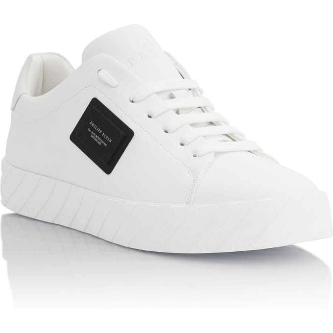 Lo-Top Sneakers Placca