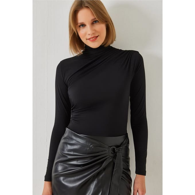 Getailleerde colblouse met ruchesdetail