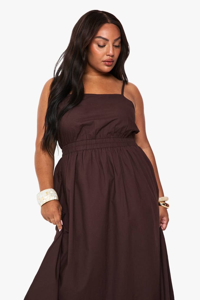 boohoo Dames Plus Katoen Poplin Midaxi Jurk | Chocoladebruin | Maat: 44