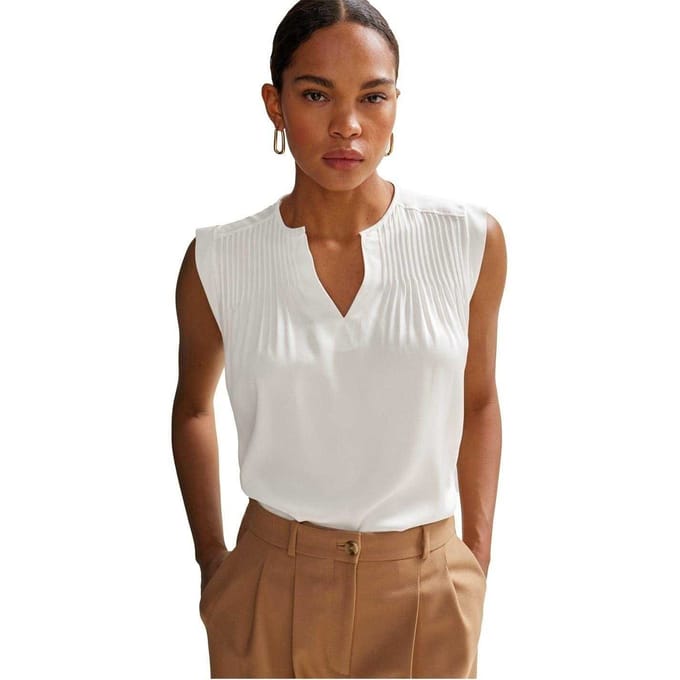 Boss Dames/Dames Pintuck Notch Hals Regular Blouse (Wit)