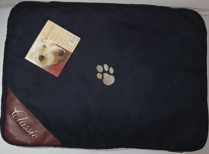 Scruffs Classic Duvet - 82 x 58 x 6 cm - Zwart / Black