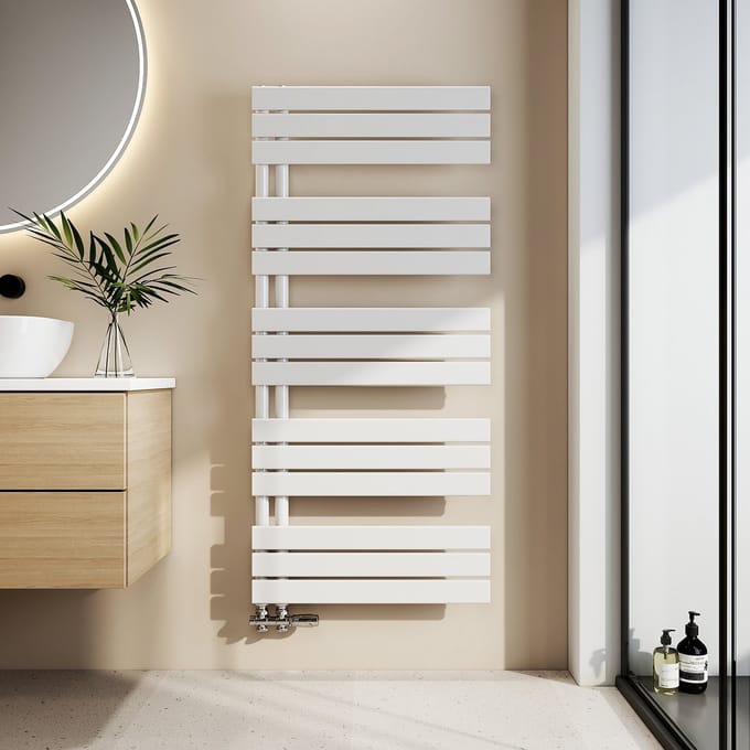 EMKE Handdoekradiator - Plat Design - Glanzend Wit - 132x60 cm - 798W - Badkamer Verwarming - CV Radiator
