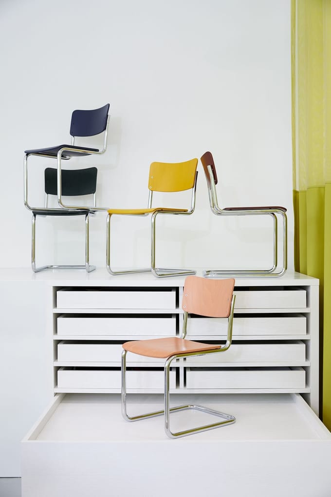Thonet S 43 K Cantilever stoel Kinderstoel - robijnrood (TP 134)