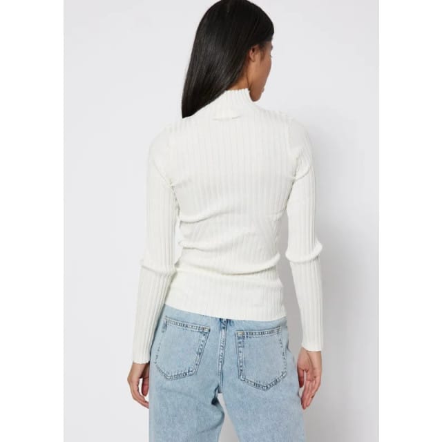 Norr Karlina top off white -