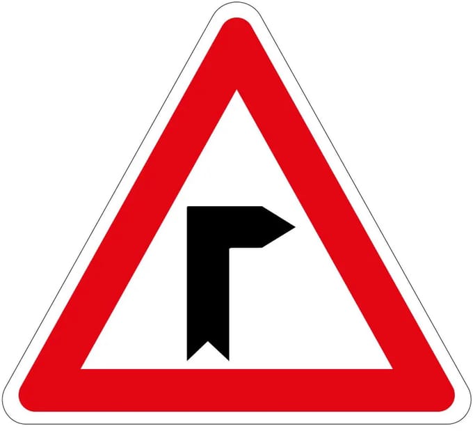 Haakse bocht rechts sticker | 30 cm