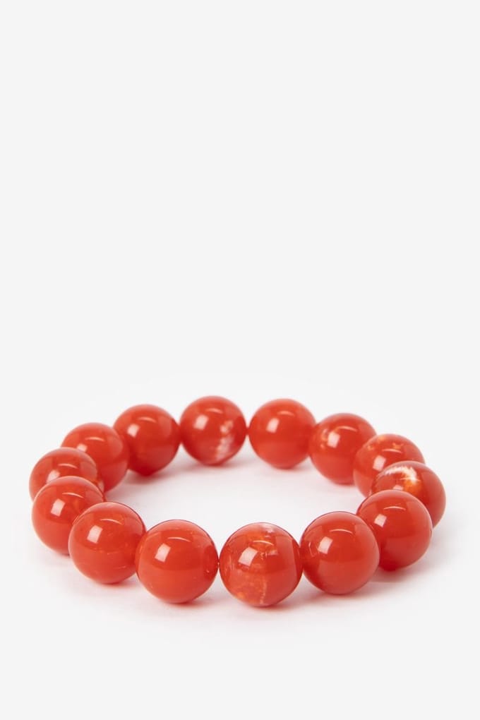 Sissy-Boy - Licht rode resin kralenarmband