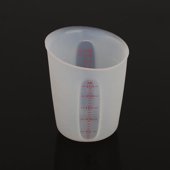 Transparante zachte siliconen maatbeker Visueel semi-permeabele melkbeker (250ml) white