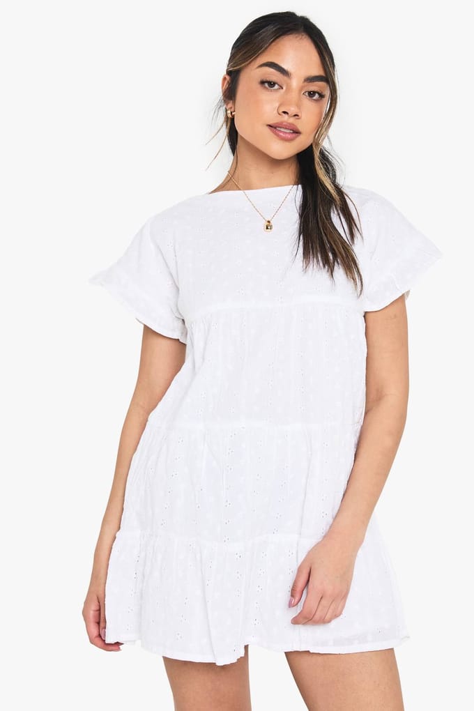 boohoo Dames Embroidered Smock Playsuit | Wit | Maat: 46