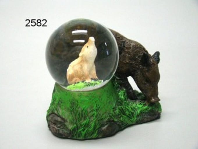 Geharo Sneeuwbol wild zwijn - 6 cm - polystone en glas
