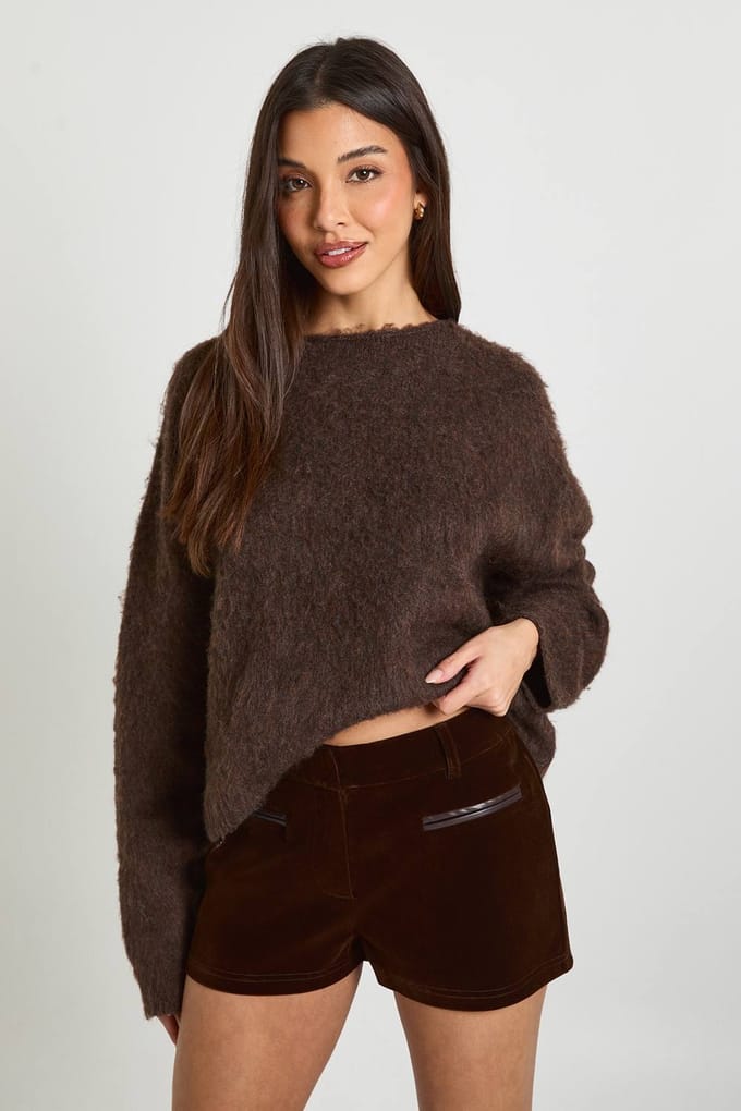 boohoo Dames Velours Micro Shorts | Chocolate | Maat: 12