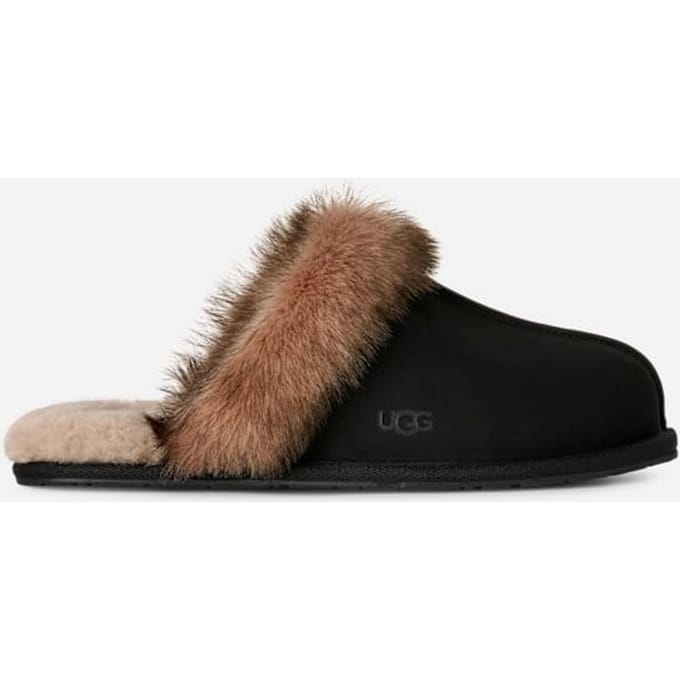 UGG® Scuffette Nubuck Slipper in Black, Size 7, Polyester/Wool