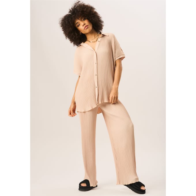 Oversized overhemd met korte mouwen en plissé