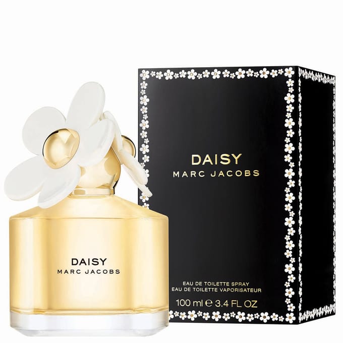 Marc Jacobs Daisy Eau de Toilette 100ml and Daisy Drops Exclusive Bundle