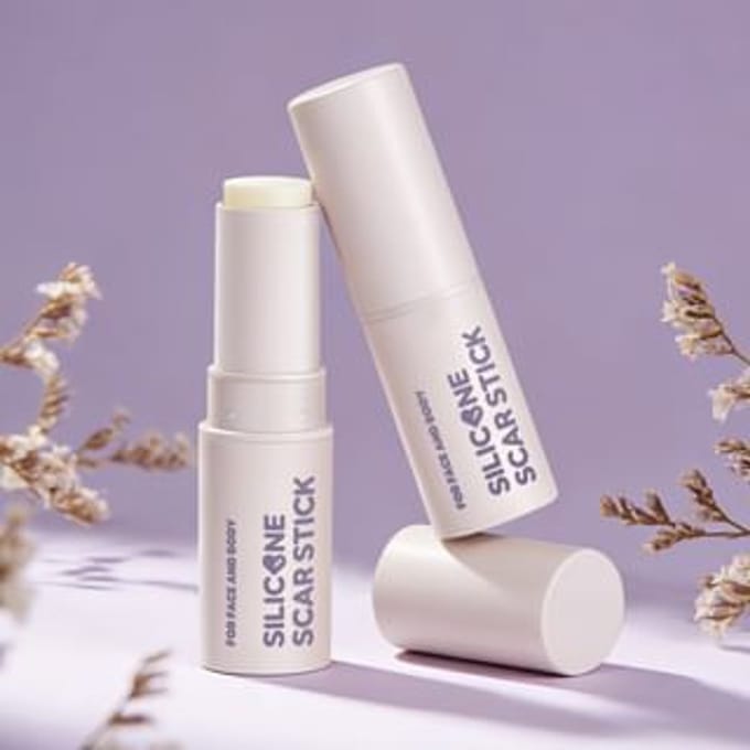 DEROL - Centella Asiatica Silicone Scar Stick 8g