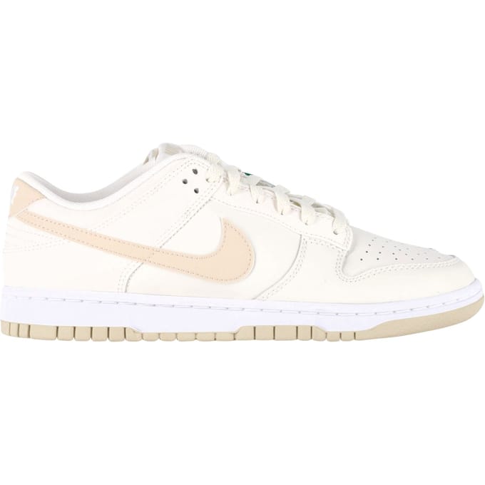 Nike Dunk Low Sneakers in Phantom Beige Leer