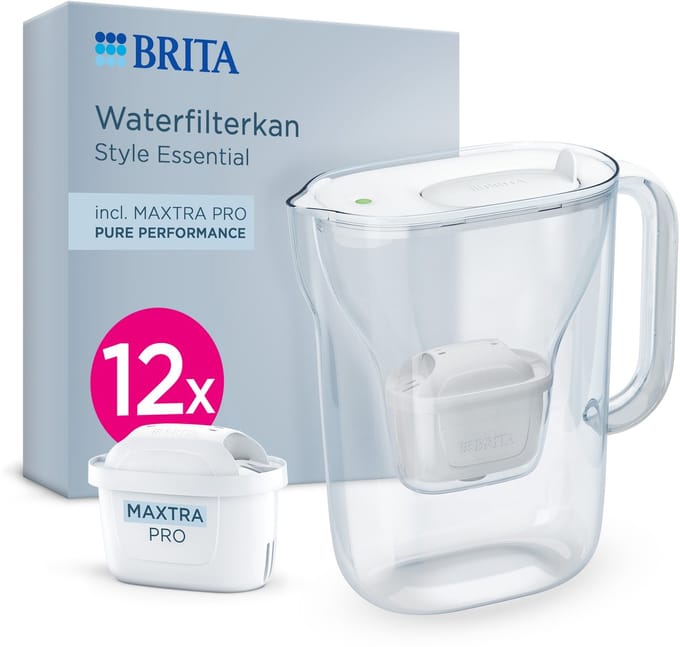 BRITA Waterfilterkan Style Essential Cool - 2,4L - Wit - incl. 12x MAXTRA PRO Pure Performance Waterfilterpatronen - past in de koelkast, met Smart LED Light & klapdeksel