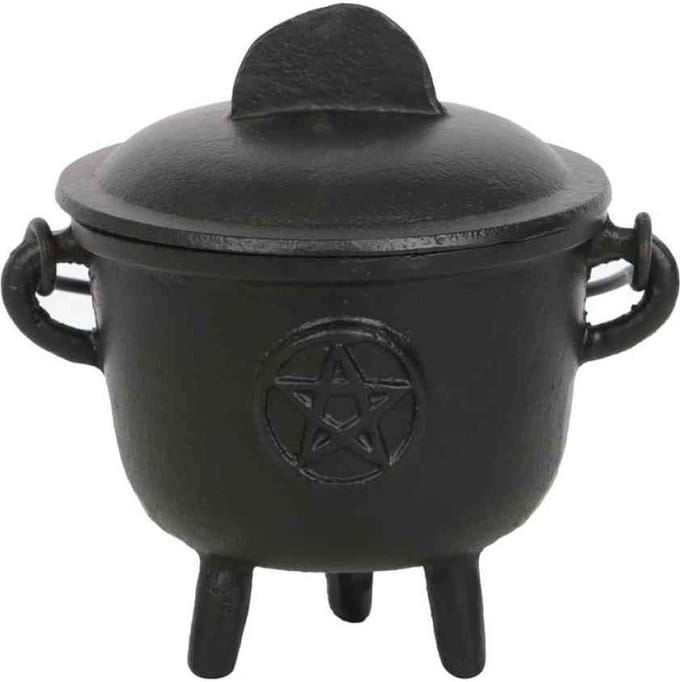 Something Different - 11cm Cast Iron with Pentagram Ketel - Zwart
